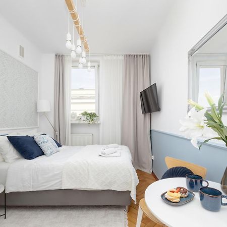 J&W Apartments Studio Solidarnosci Варшава Екстер'єр фото