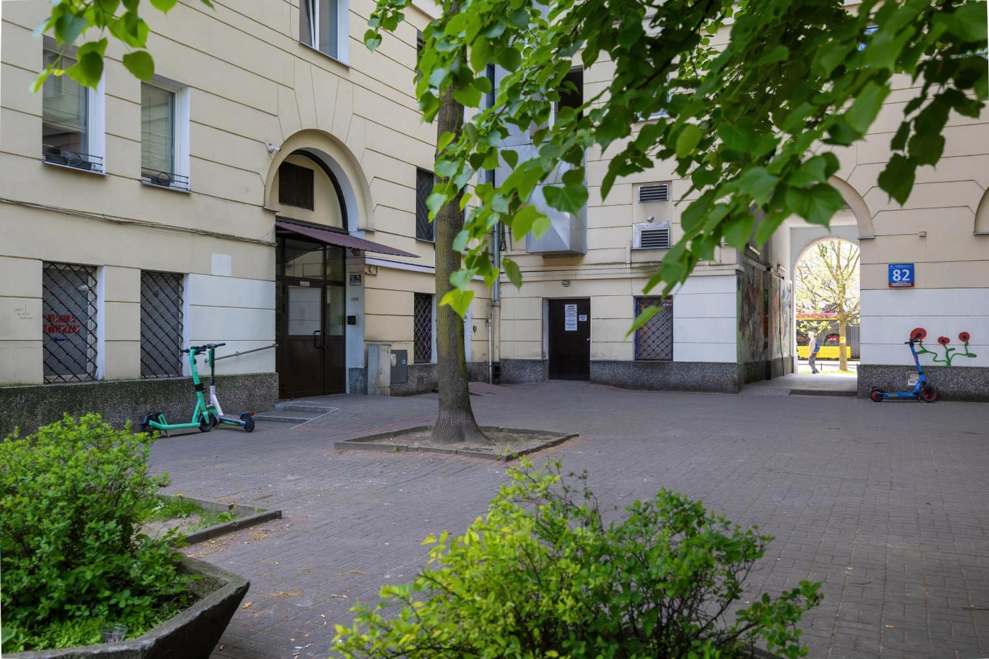 J&W Apartments Studio Solidarnosci Варшава Екстер'єр фото